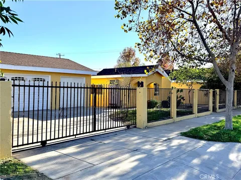 1425 8th Street, San Fernando, CA 91340 - MLS#: SR25273114