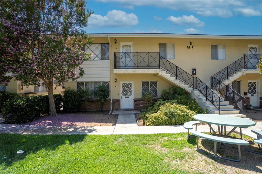 Two-Bedroom Downstairs Redlands Apartment! A Park-Like Complex within walking distance to Redlands High School, Albertson's Shopping Plaza, and Downtown. Tile Flooring in the Living Room and Kitchen, and Carpet in the Bedrooms. Stove/Oven (gas), Refrigerator, Quartz Countertops, Pantry, and On-Site Laundry Facilities. Window AC Unit, and Central Heat. Fenced Patio area, 1 Carport Space, and On-site Manager. Water, Trash, Sewer, and Gardening Provided! No Pets Please.