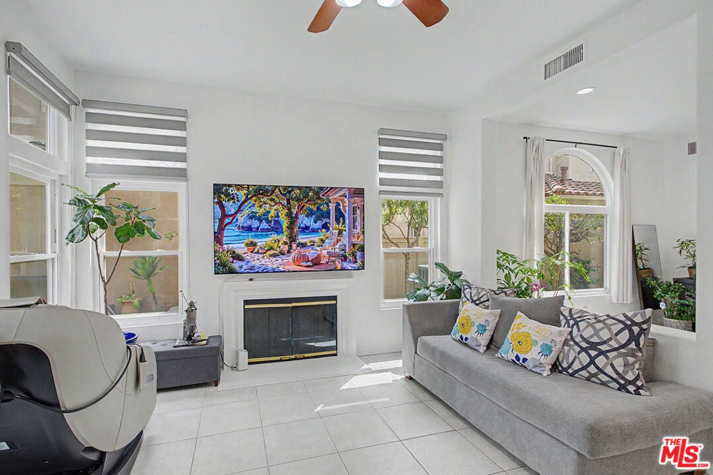 10884 Kimball Place