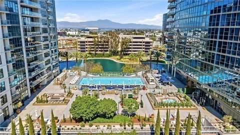 MLS: OC26221163