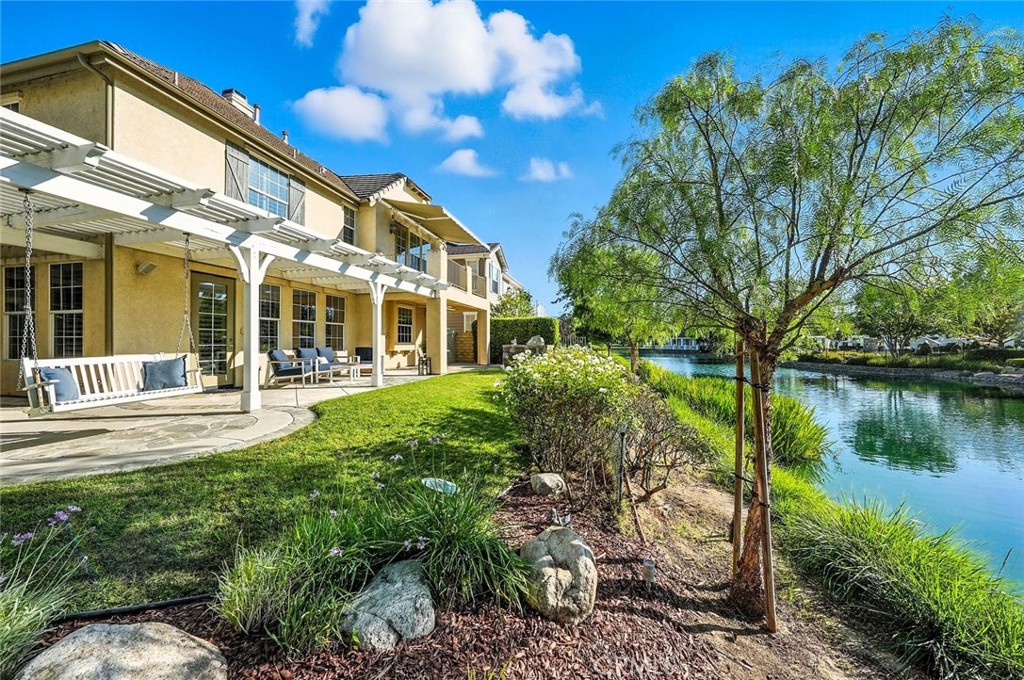 27052 Island Road