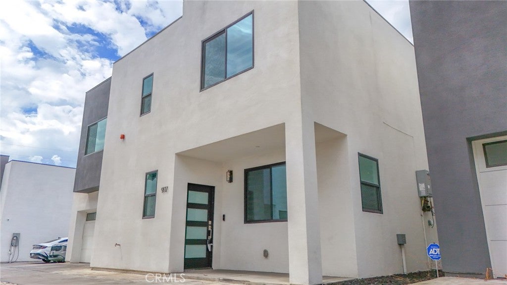 9117 N Nilo Lane