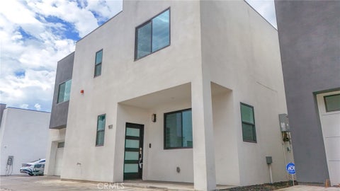 Photo of 9117 N Nilo Lane, Panorama City, CA 91402 (MLS # SB26198592)