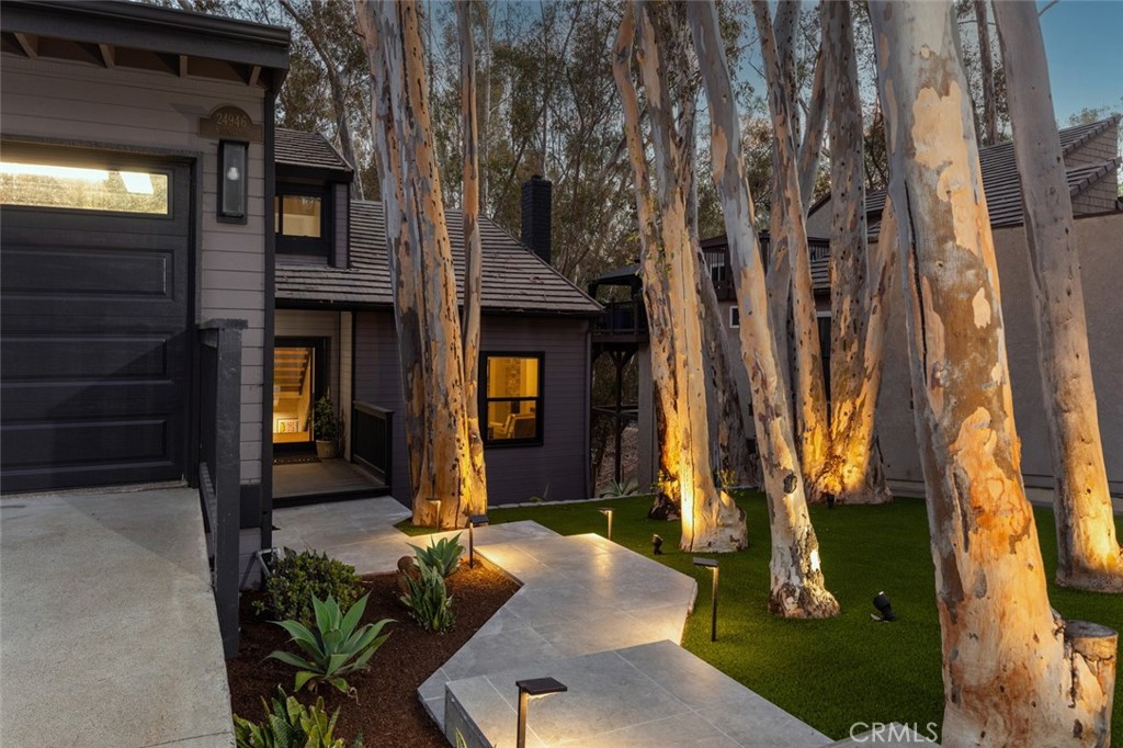 24946 Ravenswood