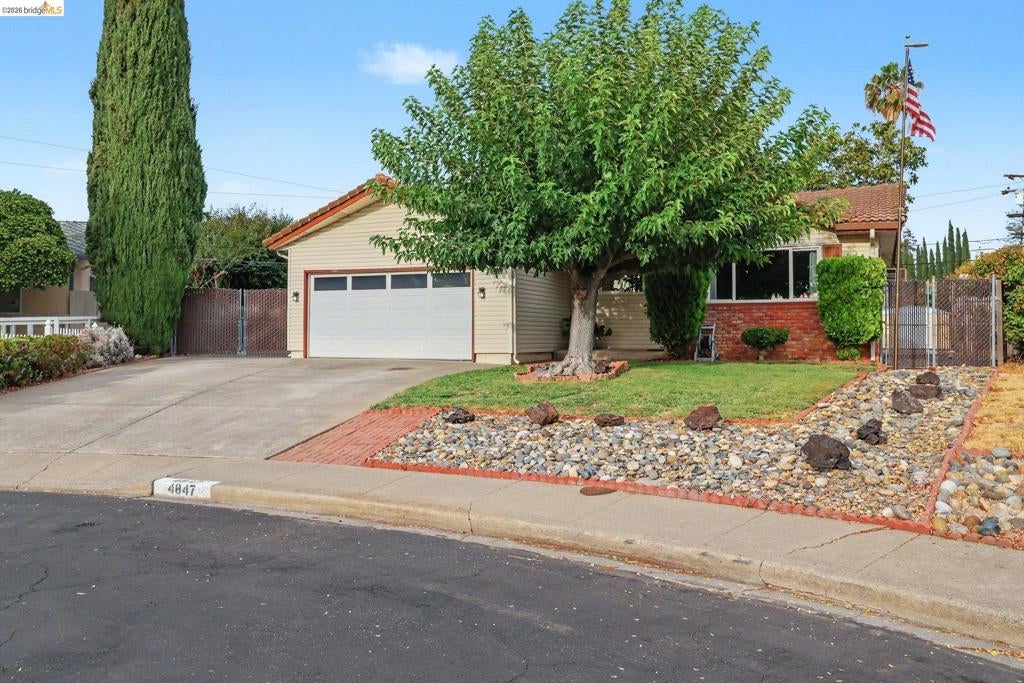 4847 Beckham Court