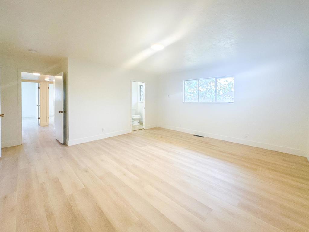 925 5th Street