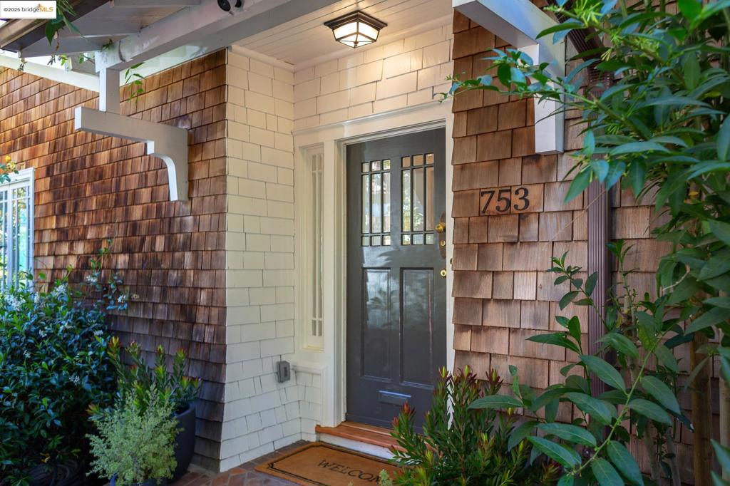 753 Kingston Ave