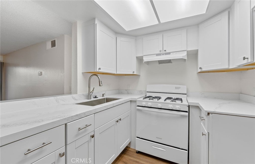 600 W 3rd Street B107, Santa Ana CA 92701