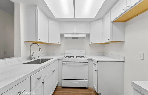 600 W 3rd Street Unit B107, Santa Ana, CA 92701 - MLS#: IG26173020