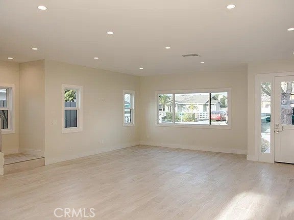 241 E 19th Street