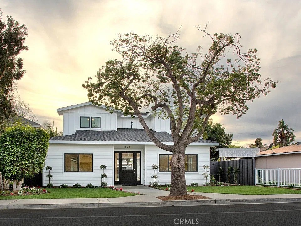 241 E 19th Street