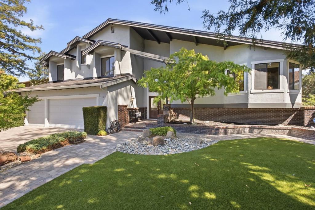 1667 Glenrock Court
