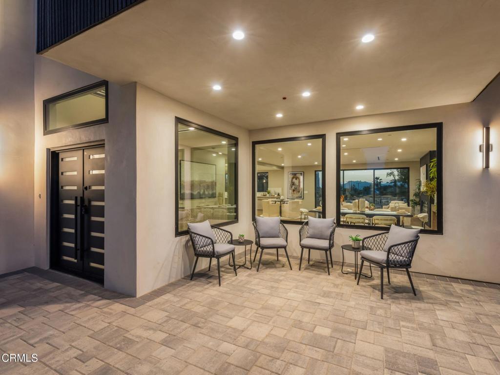 2223 Mar Vista Avenue