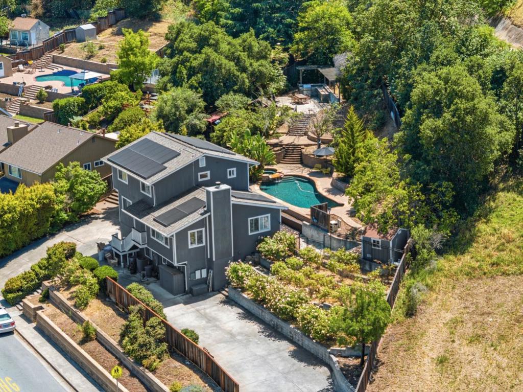 732 Colleen Drive