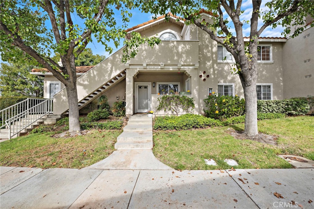 Las Flores III - Residential