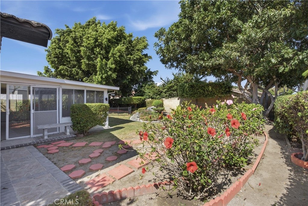 17982 Los Pesos Circle, Fountain Valley CA 92708 - Photo 36