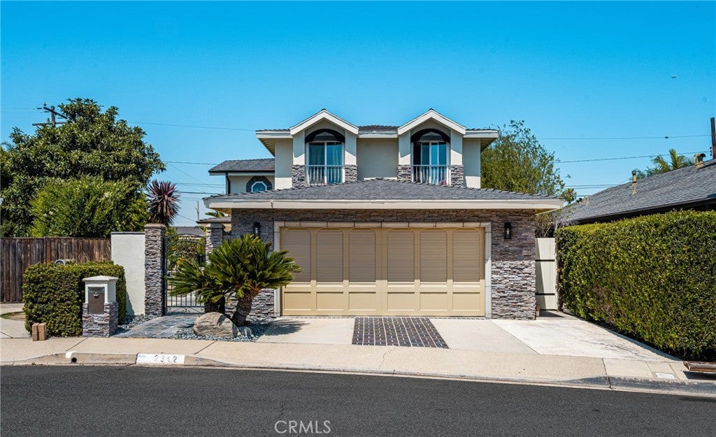 2342 Cynthia Court