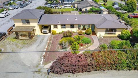 Photo of 546 Green Valley Road, Watsonville, CA 95076 (MLS # ML82045316)