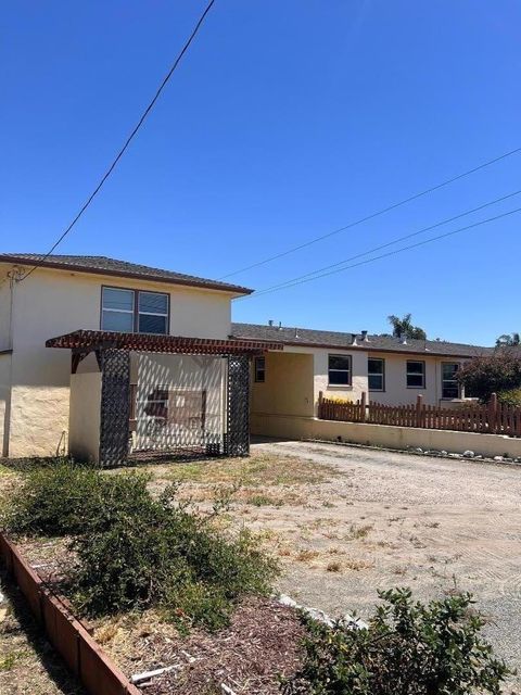 Photo of 546 Green Valley Road, Watsonville, CA 95076 (MLS # ML82045316)
