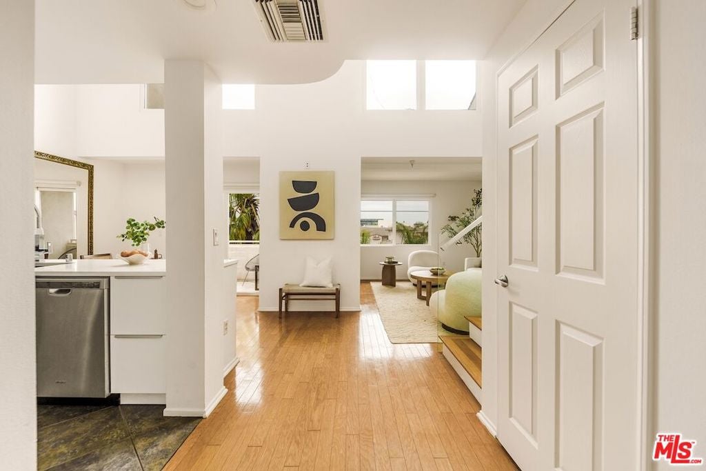 13200 Pacific Promenade 448