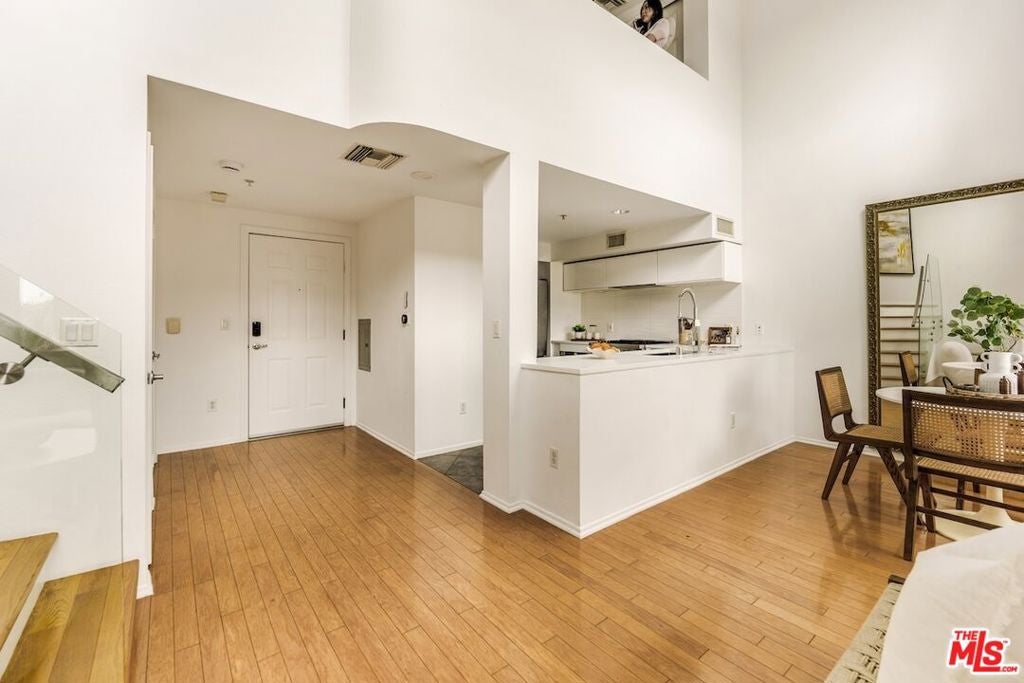 13200 Pacific Promenade 448
