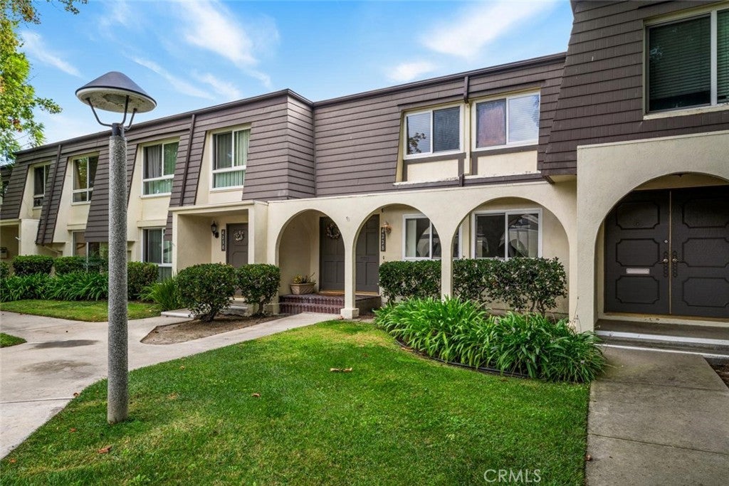 4228 Paseo De Oro