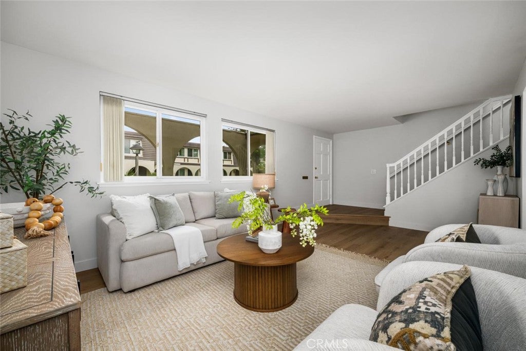 4228 Paseo De Oro