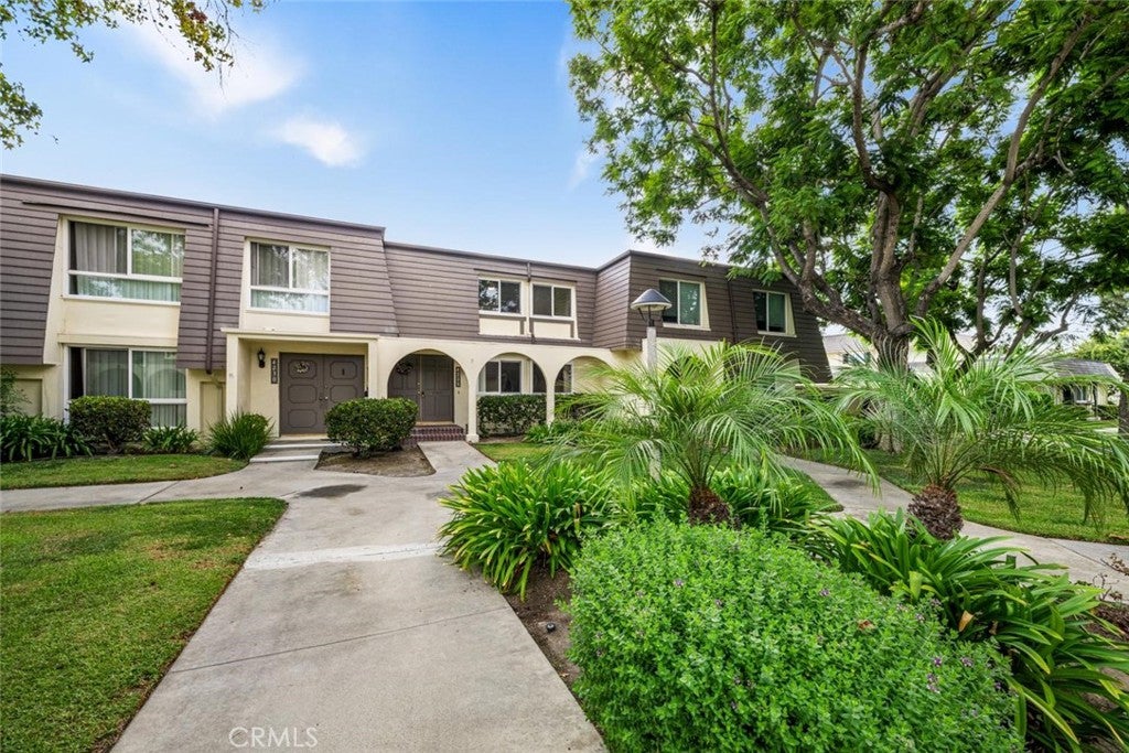 4228 Paseo De Oro