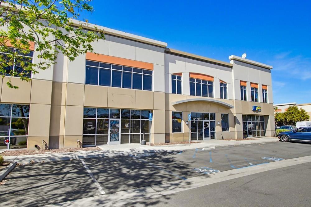 1568 Lancaster Point Way