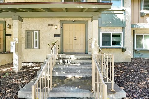 Photo of 6601 Wilbur Avenue #51, Reseda, CA 91335 (MLS # SR25241334)