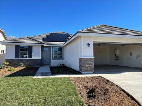Photo of 10771 Stacy Circle, Yucaipa, CA 92399 (MLS # OC25259110)