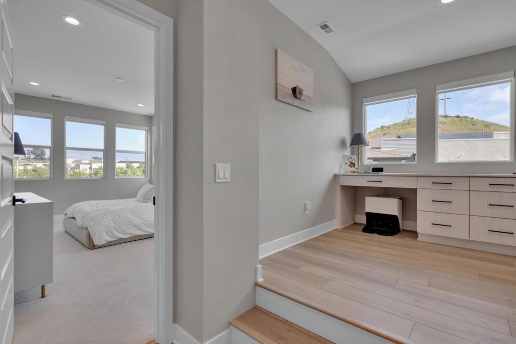 Mira Mesa - Residential