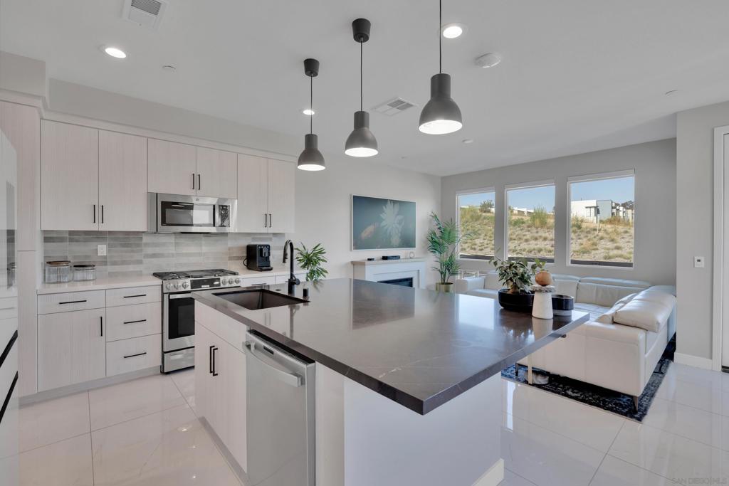 Mira Mesa - Residential