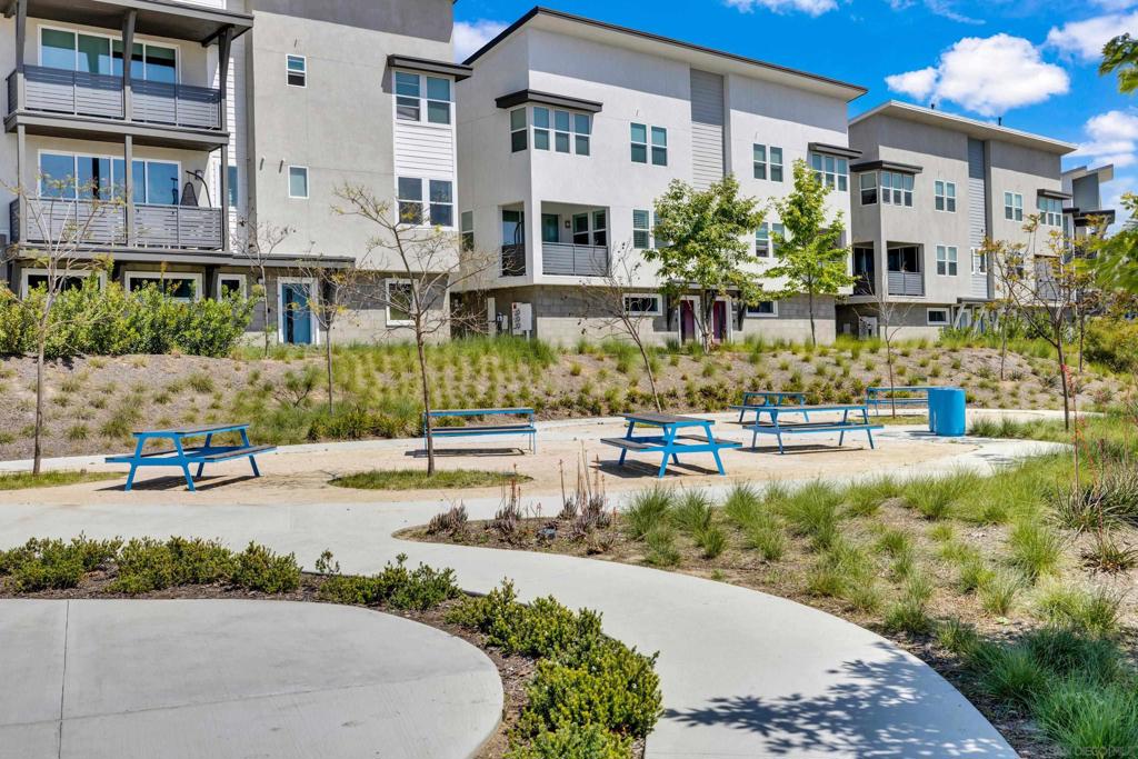 Mira Mesa - Residential