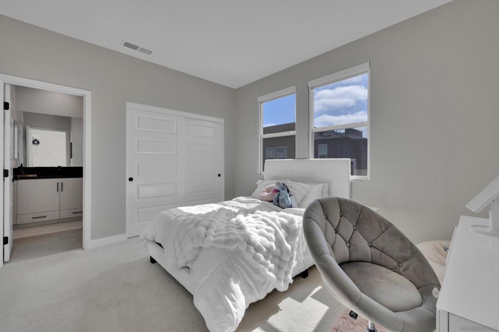 Mira Mesa - Residential