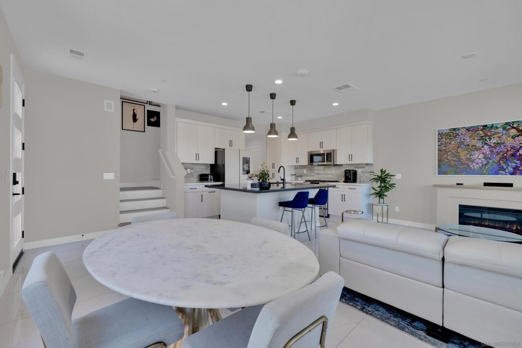 Mira Mesa - Residential