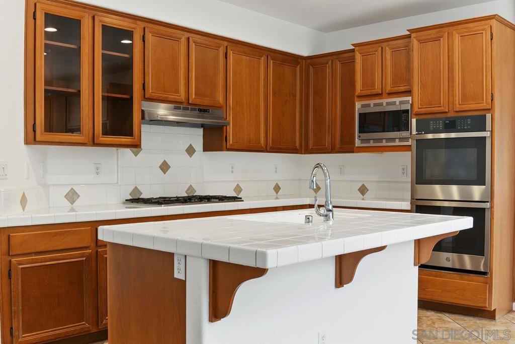 379 Edgewater Dr.