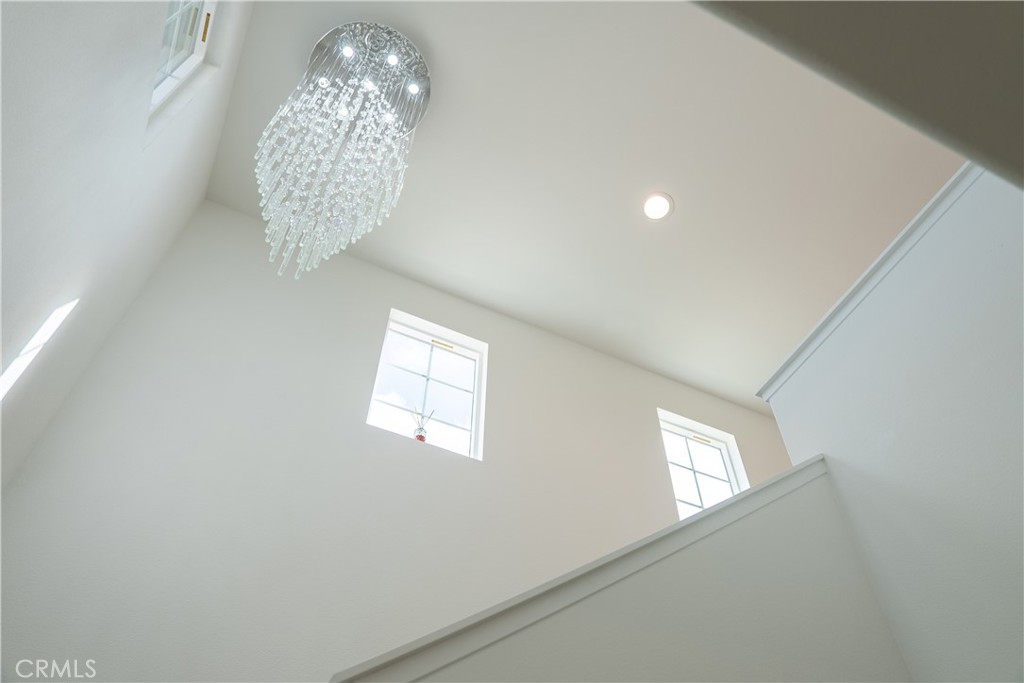 Crown - Residential
