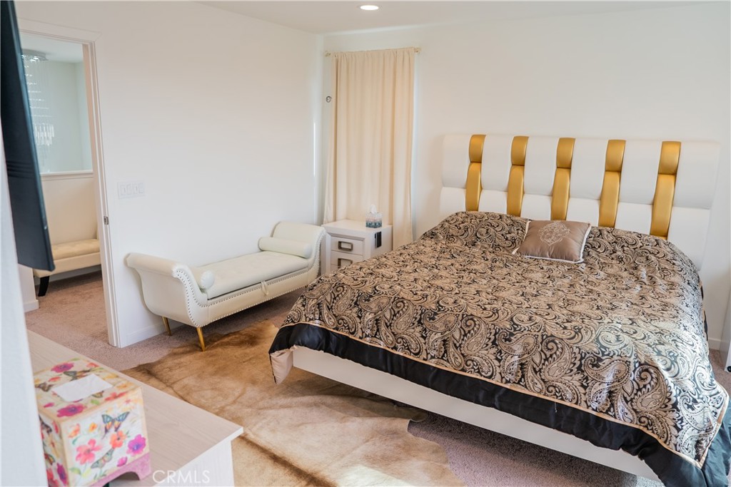 Crown - Residential
