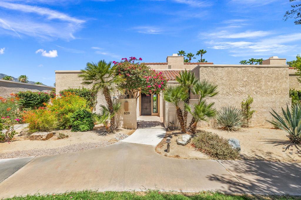 609 Desert West Drive