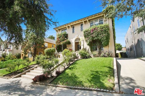 Photo of 617 N Plymouth Boulevard #617 1/2, Los Angeles, CA 90004 (MLS # 25619359)