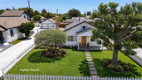 Photo of 846 N 4th Avenue, Upland, CA 91786 (MLS # CV26162194)