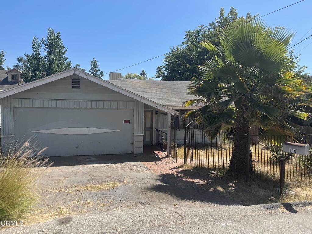 Bring your vision to this Oak View gem! This 3-bedroom, 2-bathroom home nestled on a charming street in Oak View is ready for your vision. The home features a spacious living room, that may be opened up further. The kitchen is open to a large dining room space were French doors lead out to a deck and lovely yard shaped by a mature tree. The posibilities are vast with this property. Make an offer today! More picture to come.