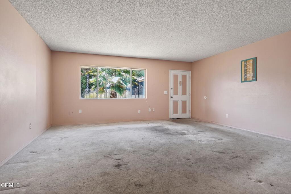 110 E Oak View Avenue