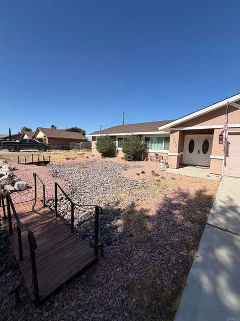 Photo of 11852 Jamacha Rd RD, Apple Valley, CA 92308 (MLS # NDP2607242)