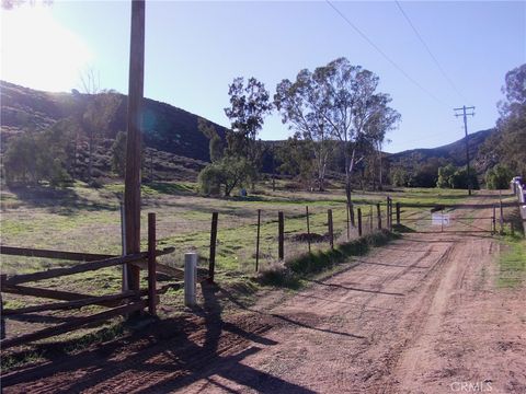 32595 Newport Road Winchester CA 92596