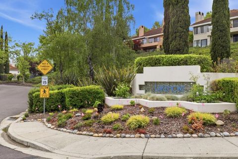 Photo of 719 Lakemont Place #3, San Ramon, CA 94582 (MLS # ML82043087)