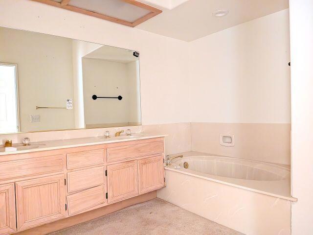 Laguna De La Paz - Residential