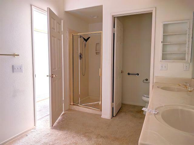 Laguna De La Paz - Residential