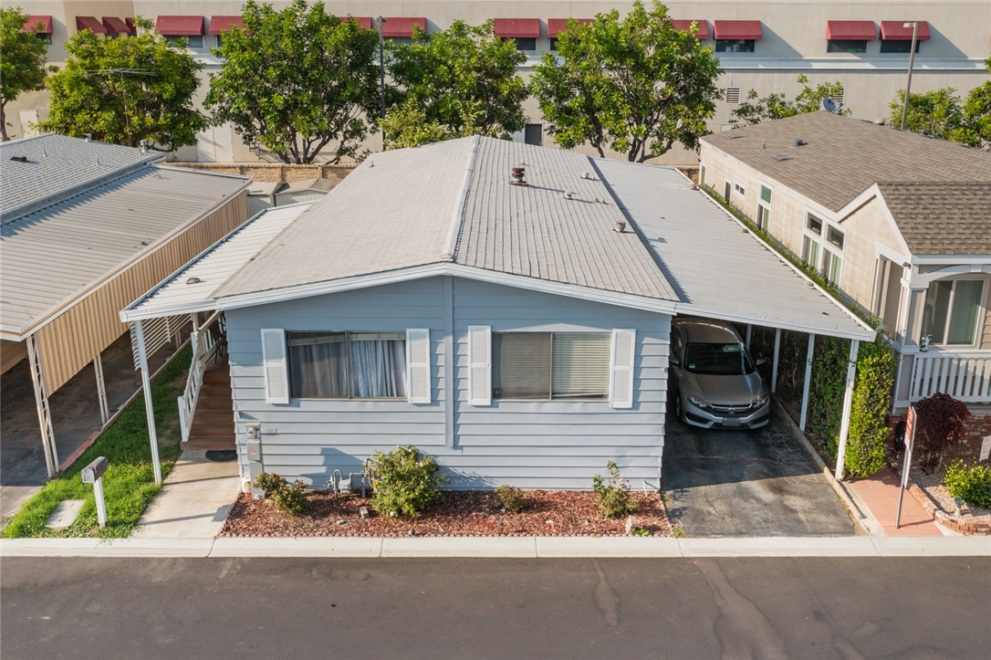 19127 Pioneer Boulevard 9